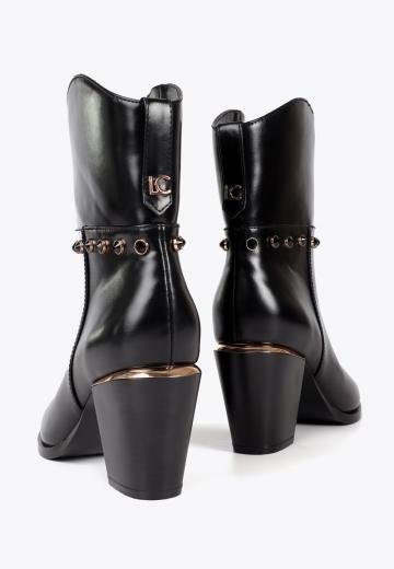 Полусапожки на высоком каблуке