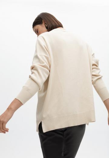 Длинный пуловер