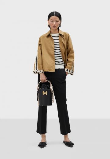 Пуловер в полоску