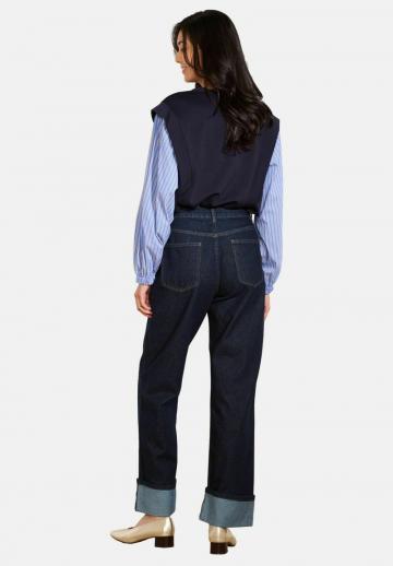 Свободные джинсы