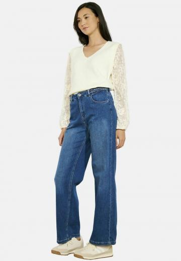 Прямые джинсы