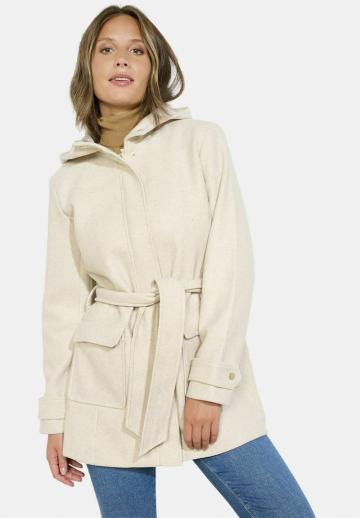 Короткое пальто