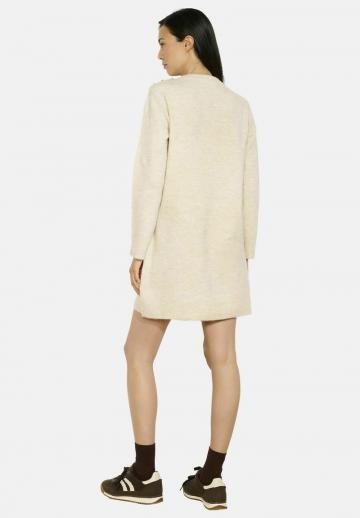 Вязаное платье