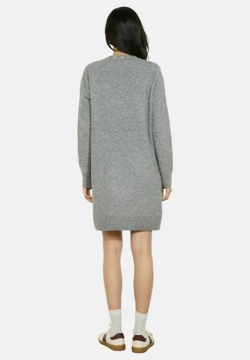 Вязаное платье
