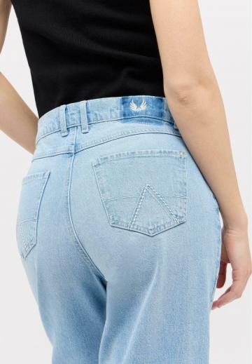 Свободные джинсы