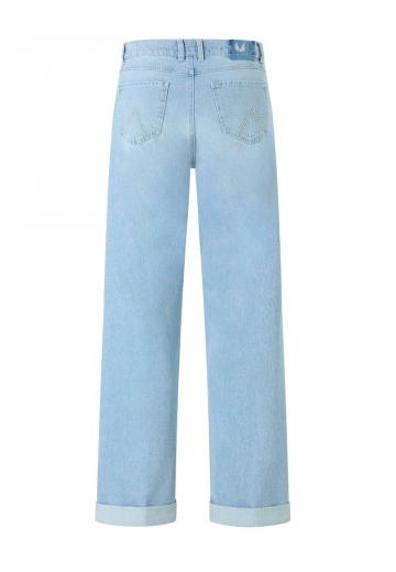 Свободные джинсы