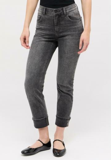 Короткие джинсы