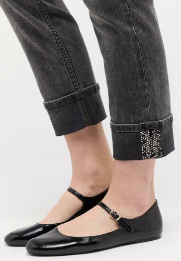 Короткие джинсы