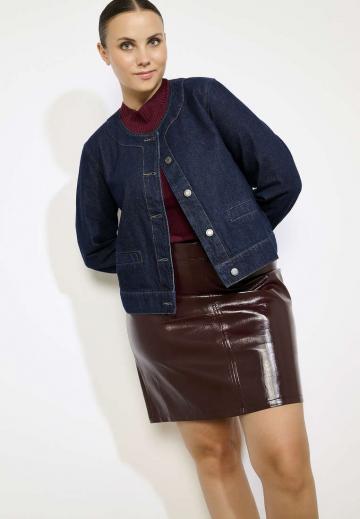 Джинсовая куртка