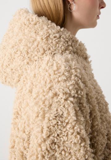 Зимняя куртка