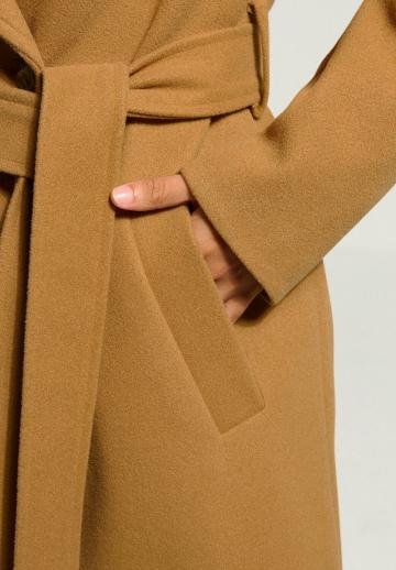 Шерстяное пальто