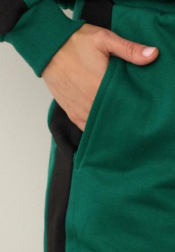 Спортивные штаны