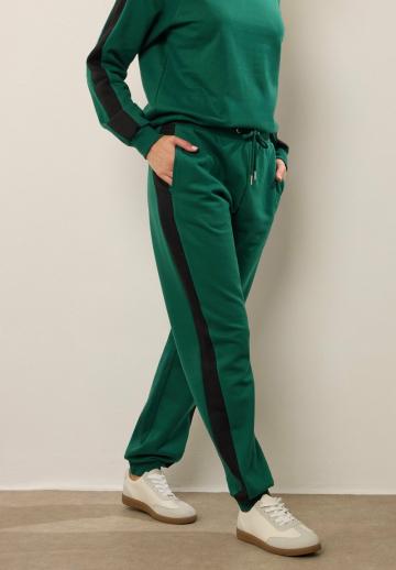 Спортивные штаны