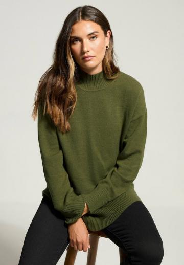 Длинный пуловер