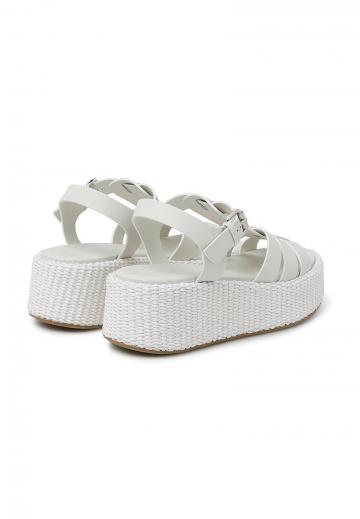 Босоножки на танкетке