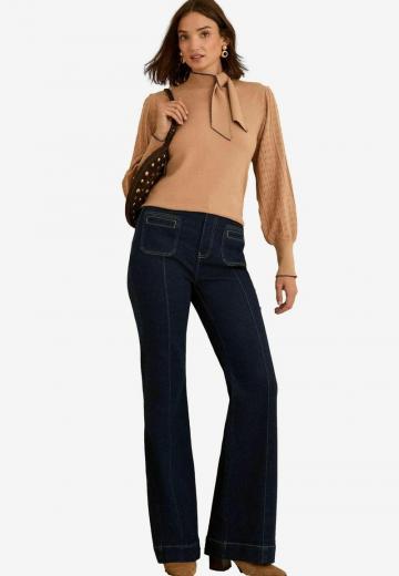 Клешеные джинсы