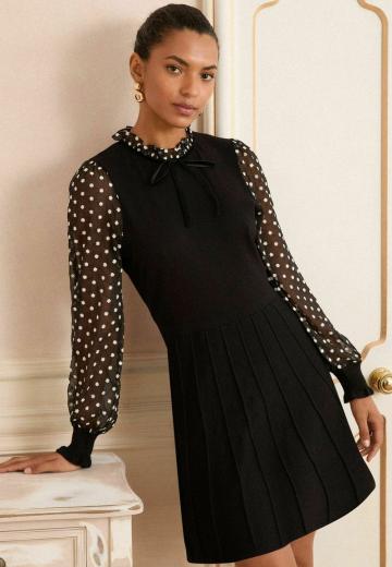 Вязаное платье