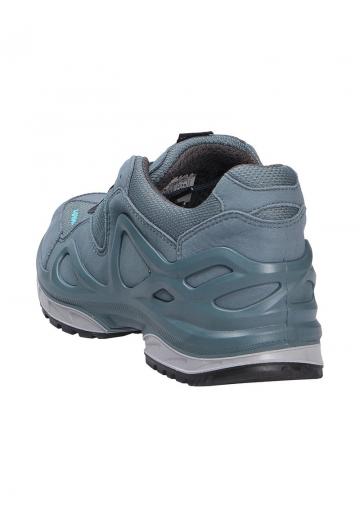 Походные ботинки