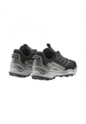 Походные кроссовки