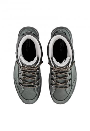 Походная обувь