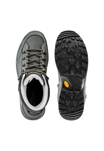 Походная обувь