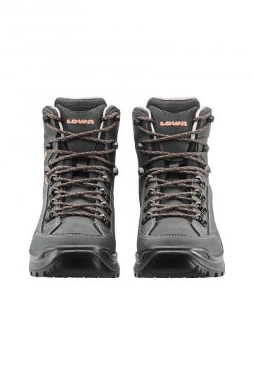 Походная обувь