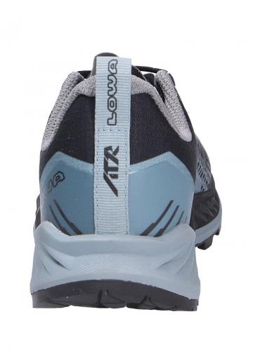 Походные ботинки