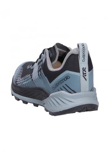 Походные ботинки