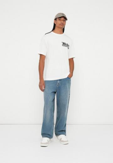 Свободные джинсы