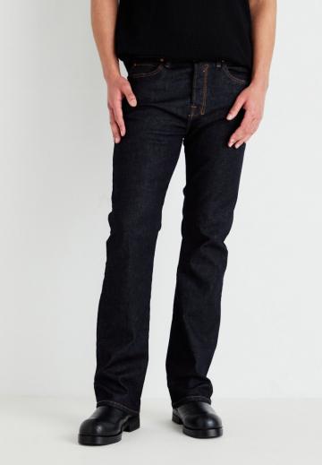 Клешеные джинсы