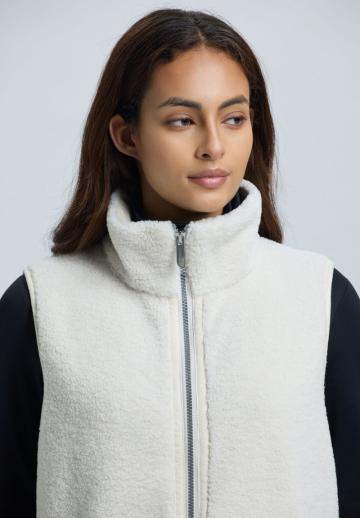 Спортивный жилет