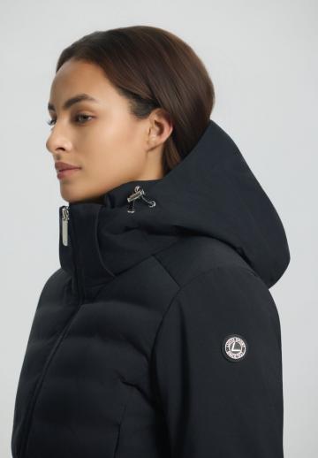 Спортивная куртка