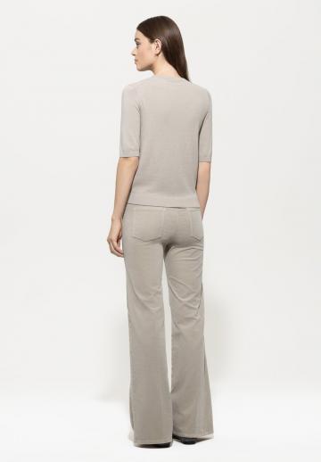 Клешеные джинсы