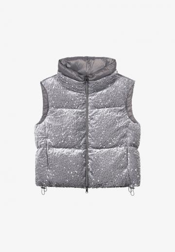 Пуховой жилет