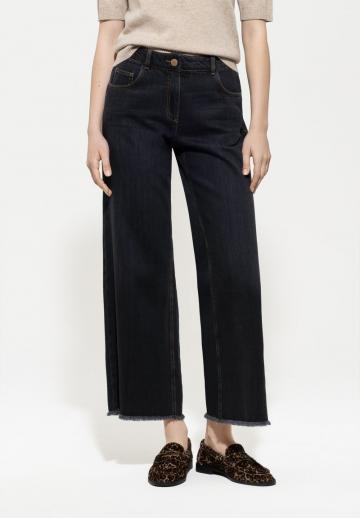 Короткие джинсы