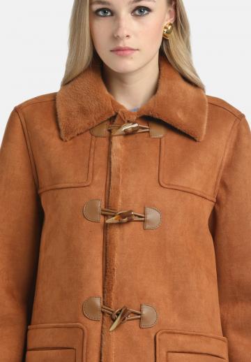 Короткое пальто