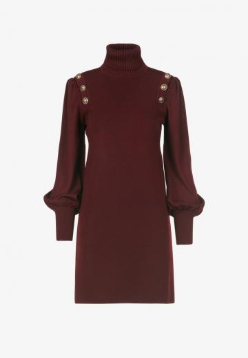 Вязаное платье