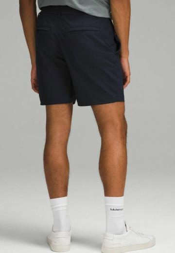 Спортивныве шорты