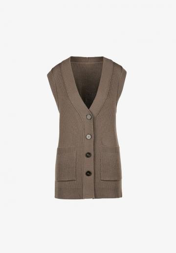 Длинный жилет