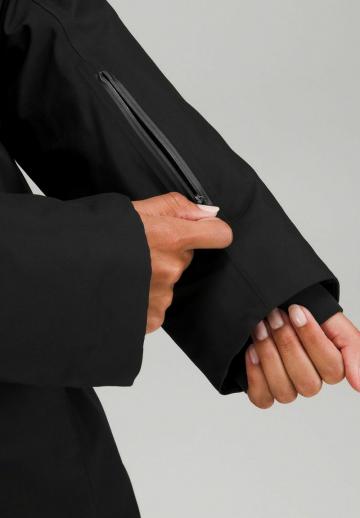 Спортивная куртка