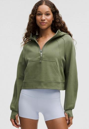 Спортивная толстовка