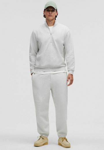 Спортивная кофта