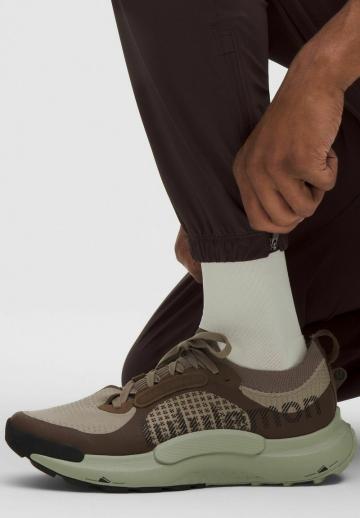 Спортивные штаны