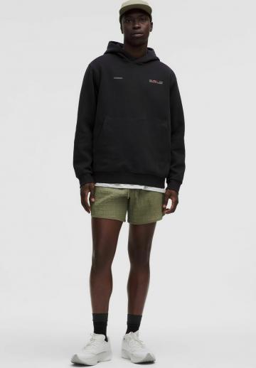 Спортивная кофта