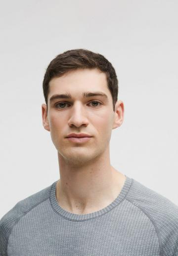 Спортивная майка