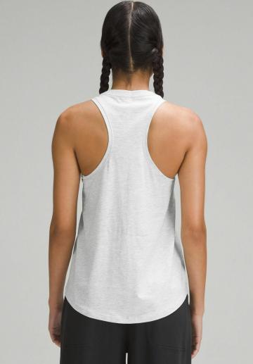 Спортивный топ