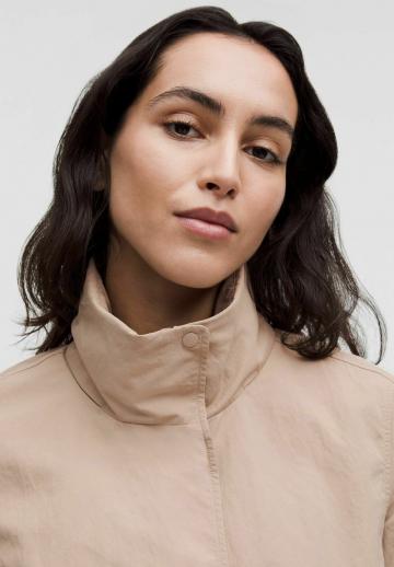 Спортивная куртка