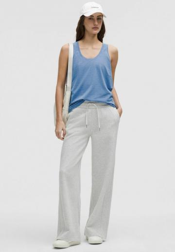 Спортивный топ