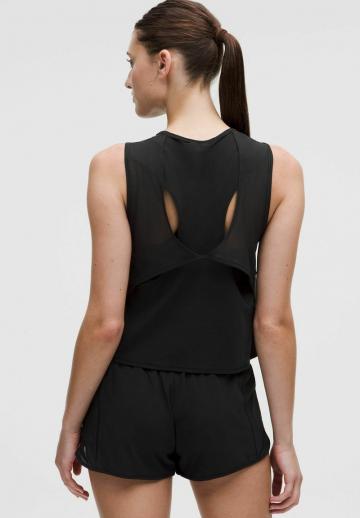 Спортивный топ