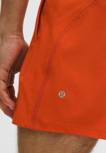 Спортивныве шорты